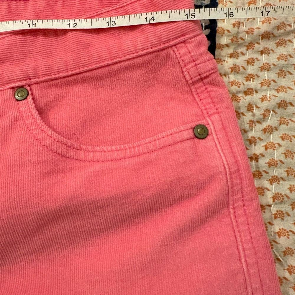 Carve Designs Oahu 9” Vibrant Coral Women's Bermudas - Picture 5 of 7